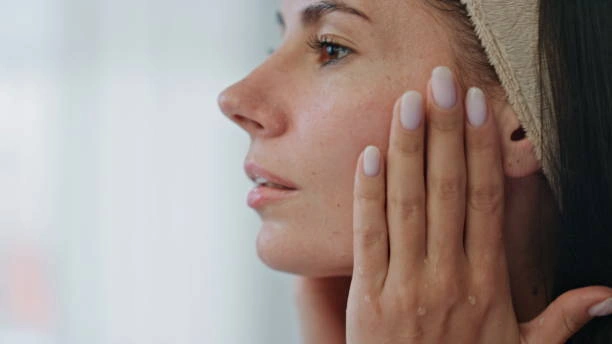 بروتوكول ترميم البشرة بعد الصيف