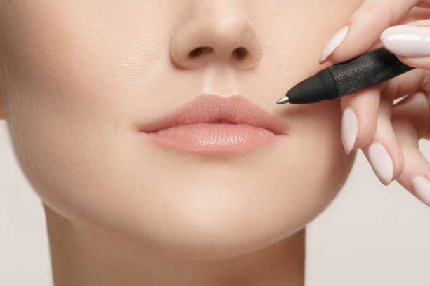 توريد الشفاه بتقنية السيستم