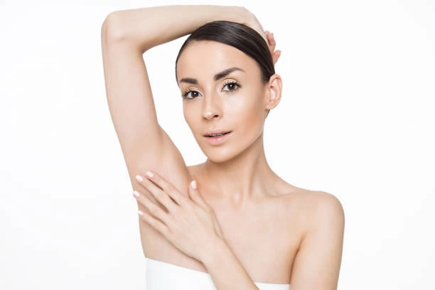 تفتيح الإبطين بمواد طبية وآمنة