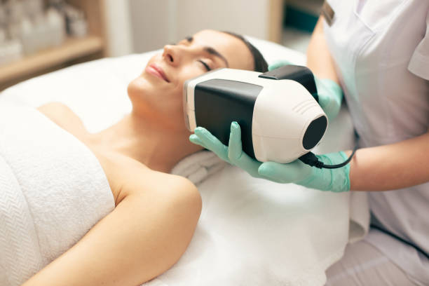 جهاز الألتراسونك لتنظيف البشرة